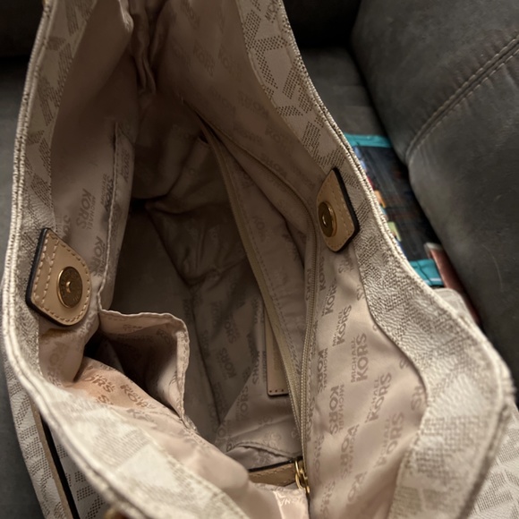 Handbag and matching wallet - Picture 2 of 2